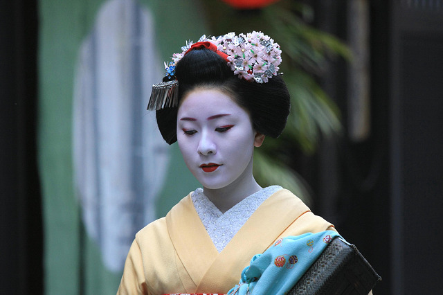 A maiko in Gion, Kyoto